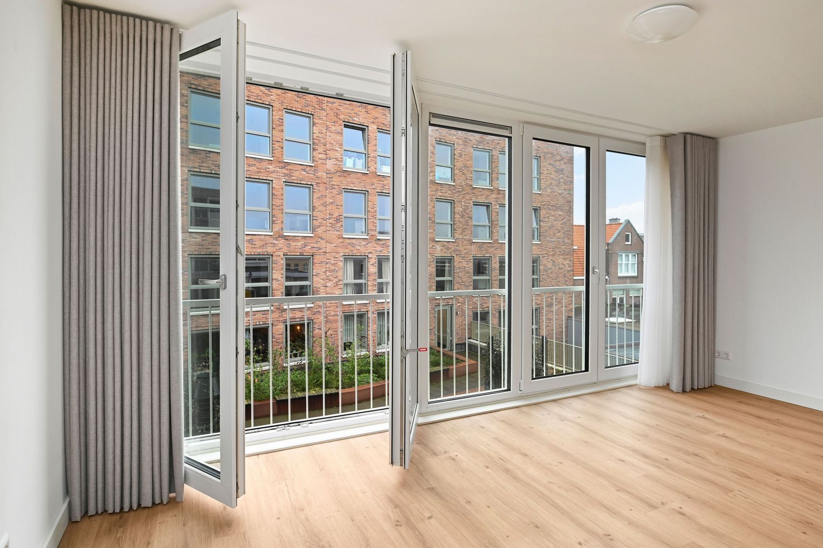 Korbootstraat 37 A Den Haag photo-12