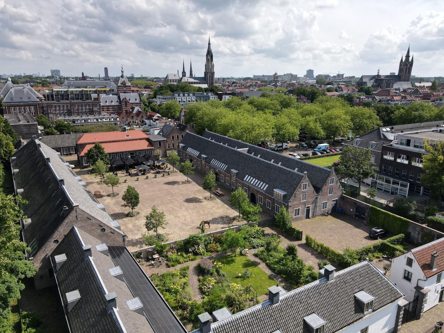 Paardenmarkt 1, Delft foto-1