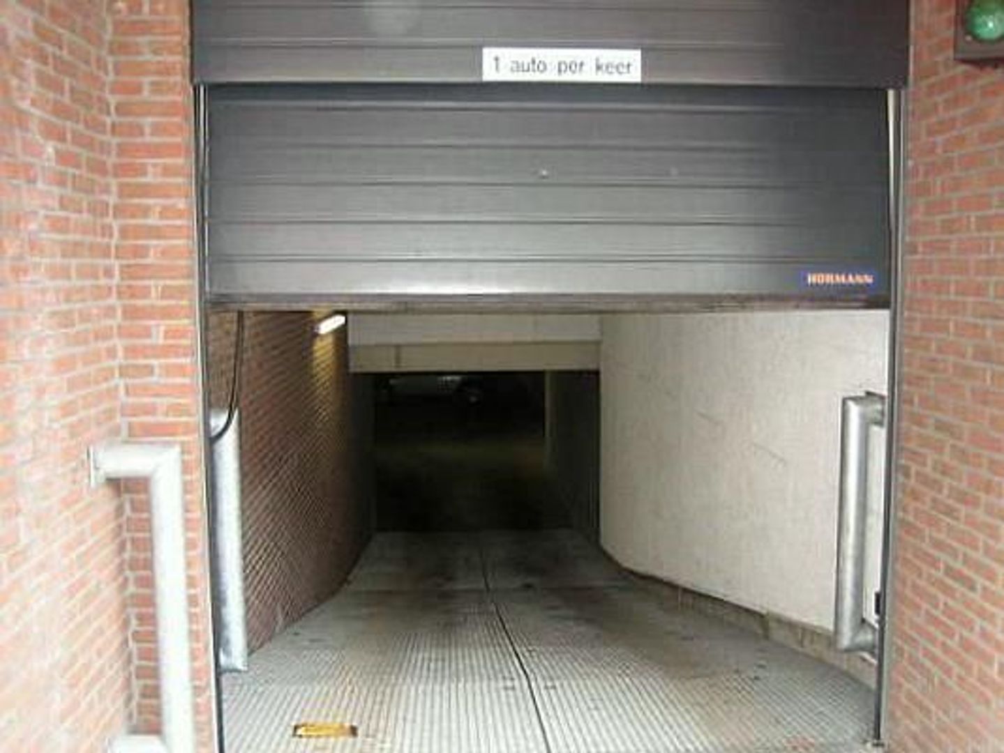 Raam 0 ong, Delft foto-2