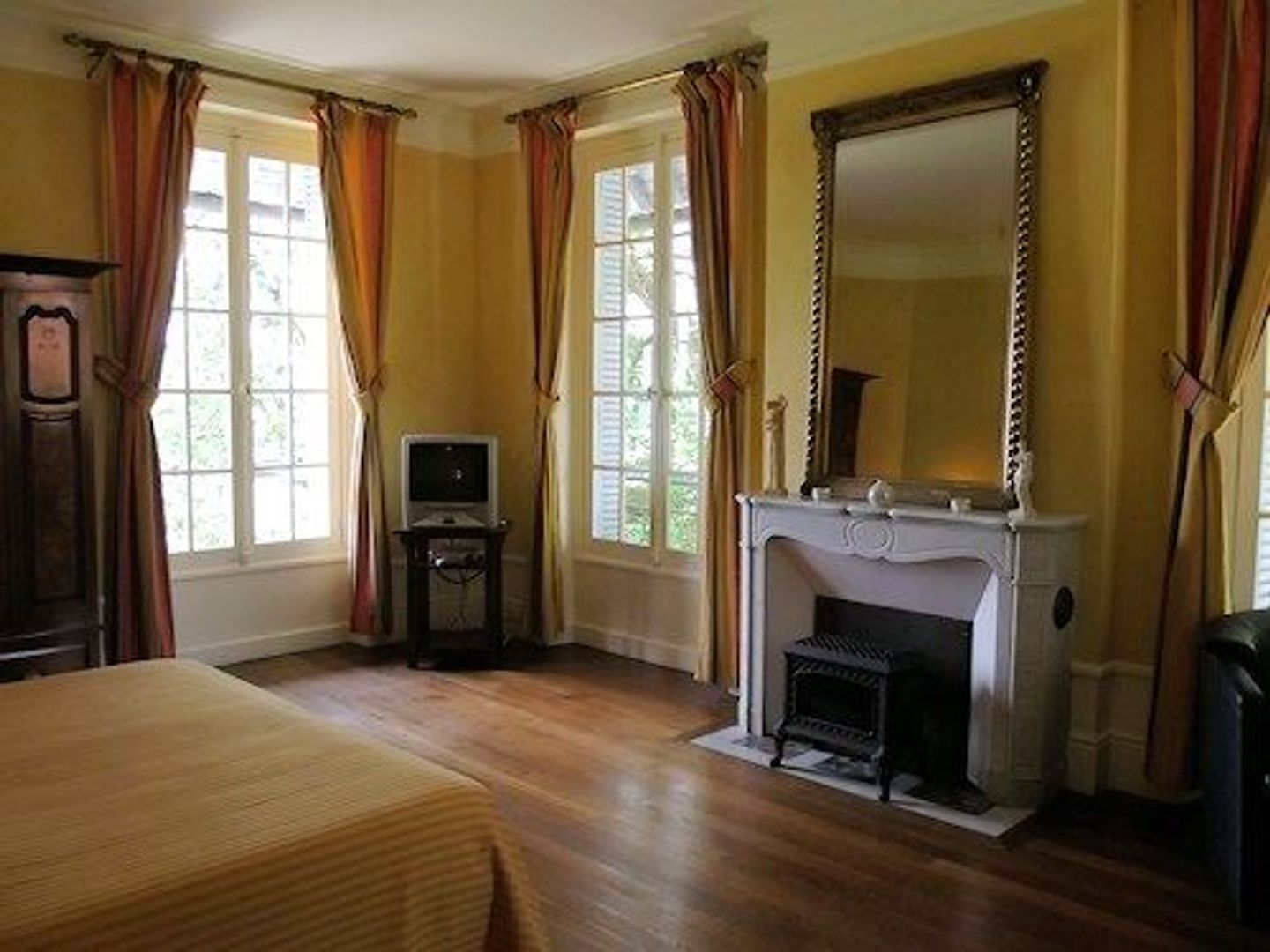 Chateau la Megene, Gueugnon foto-45