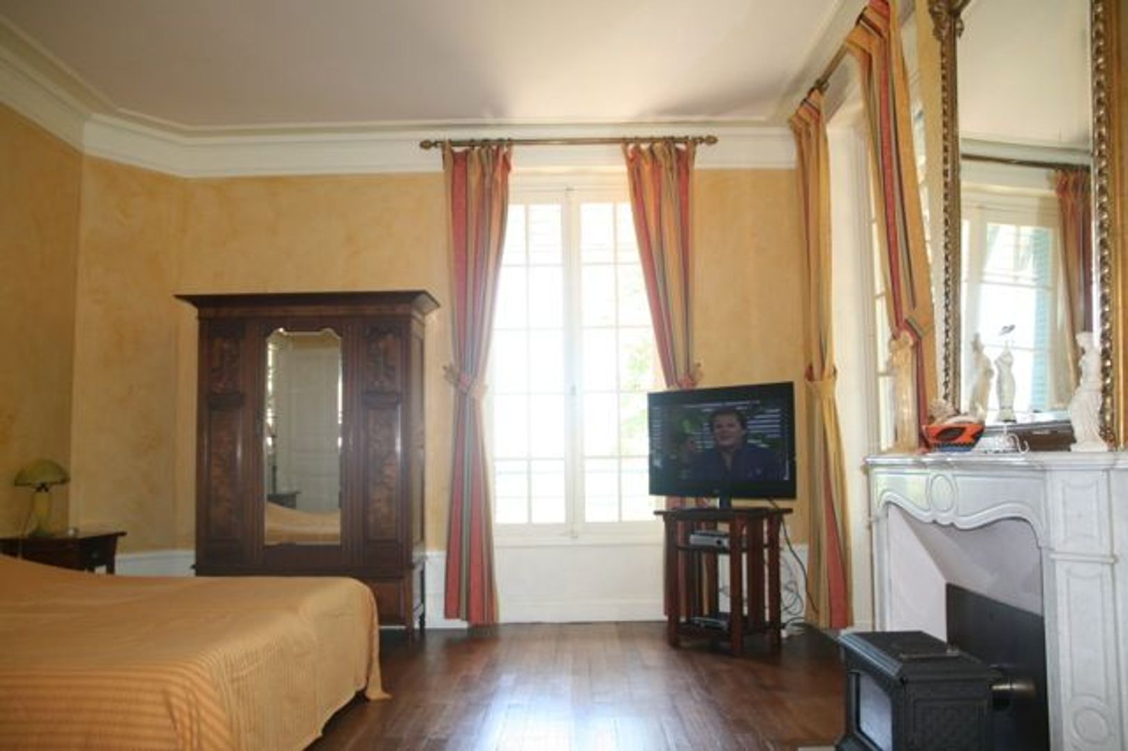 Chateau la Megene, Gueugnon foto-60