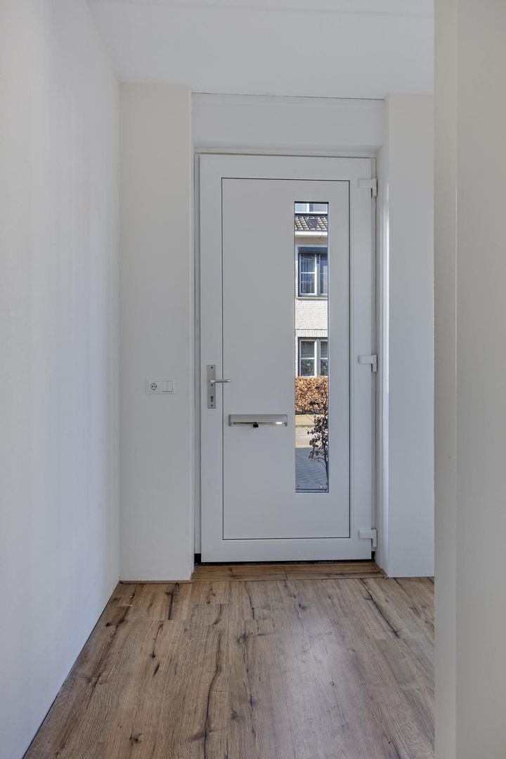 Brink van Pietje Bell 15, Pijnacker foto-3