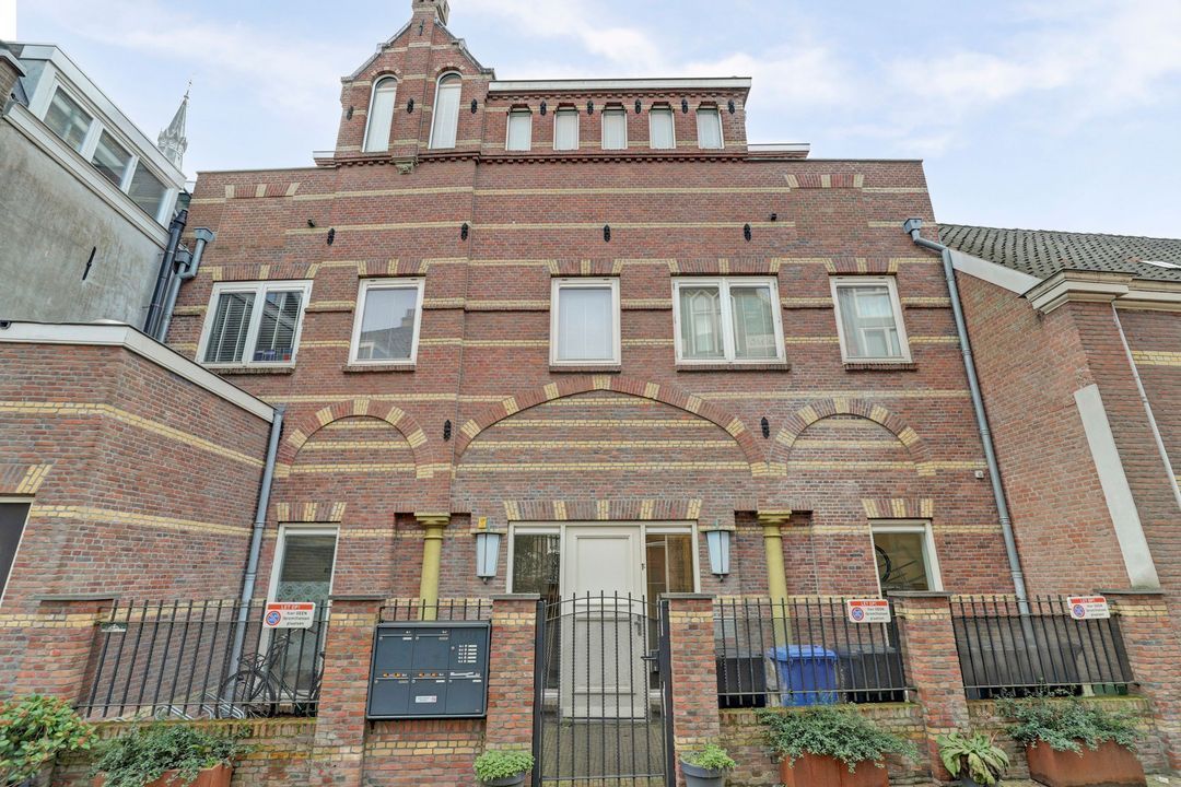 Penthouse aan De Vlouw 1 C 5, Penthouse in Delft
