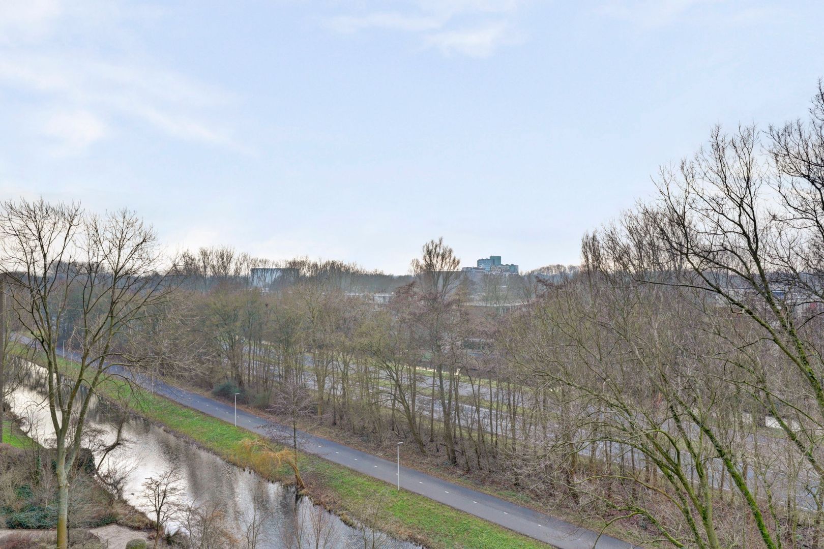 Aart van der Leeuwlaan 84, Delft foto-33