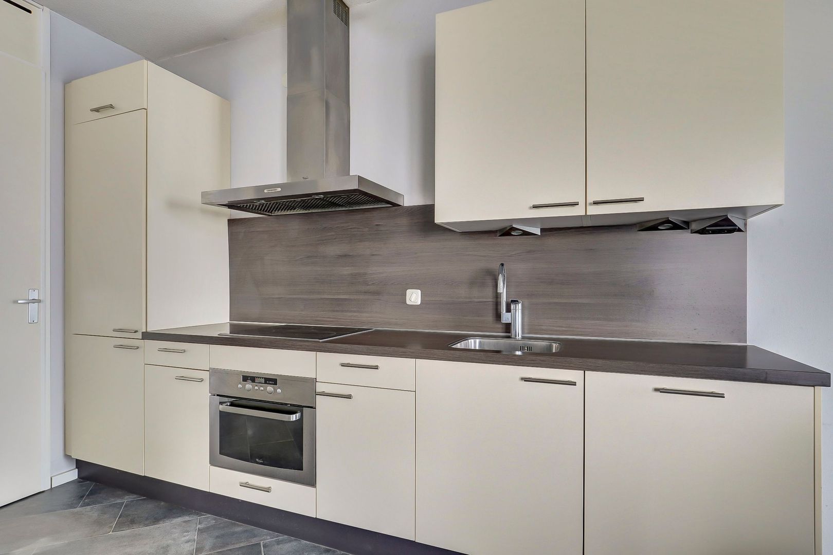 Nes 94, Pijnacker foto-2