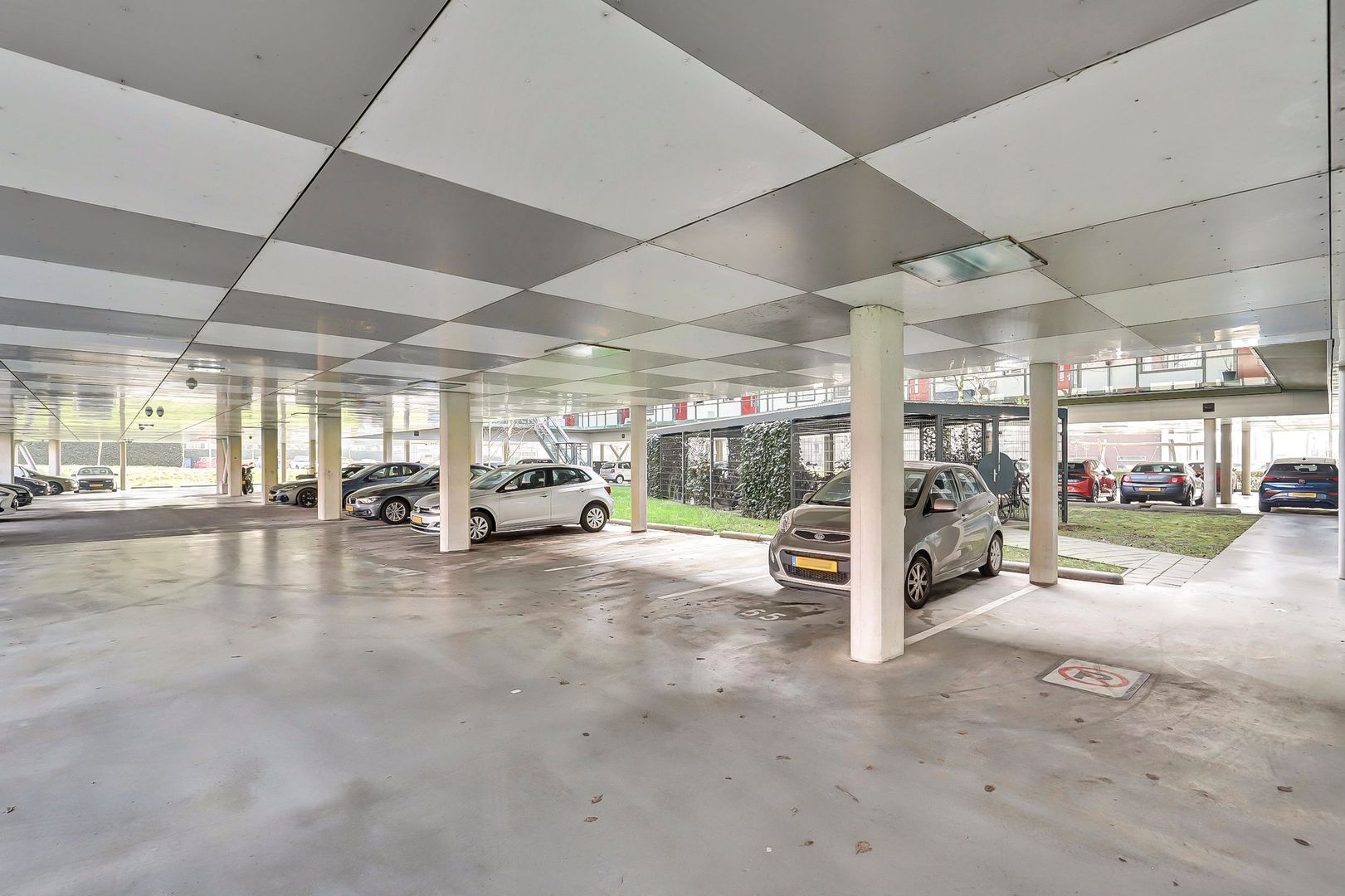 Nes 94, Pijnacker foto-27