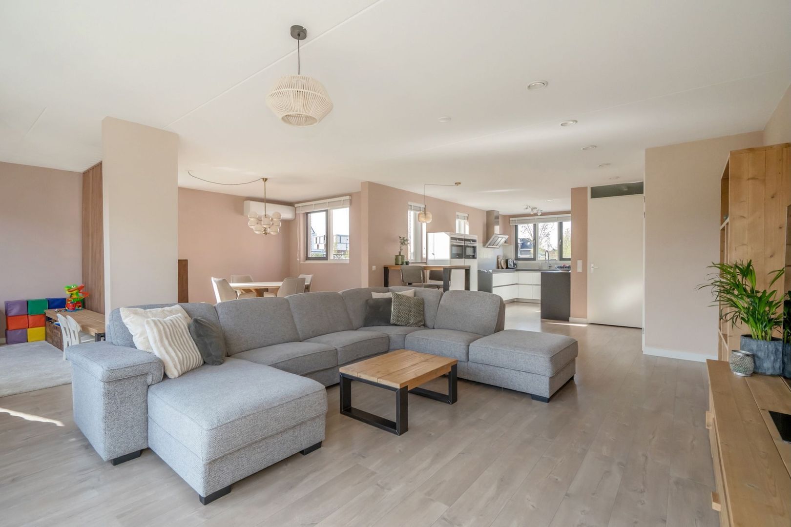 Laan van Bentvelsen 2, Delft foto-1