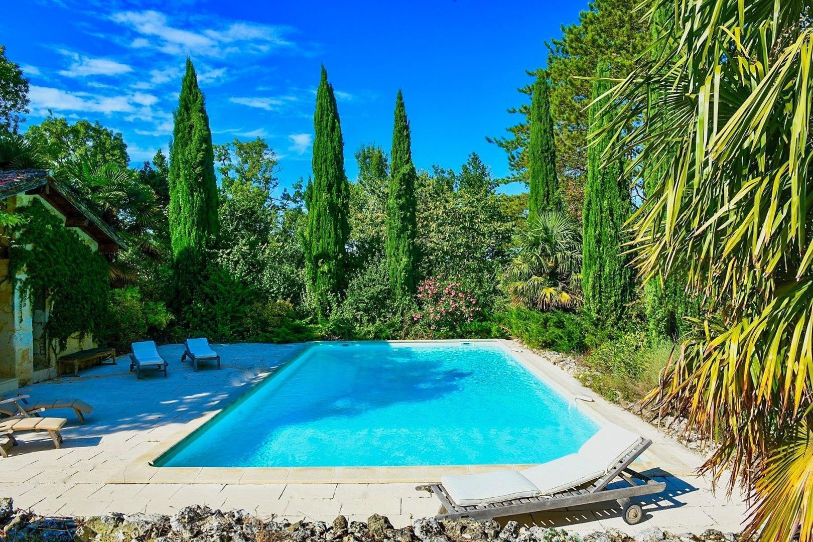 Best kept secret estate, Condom foto-2