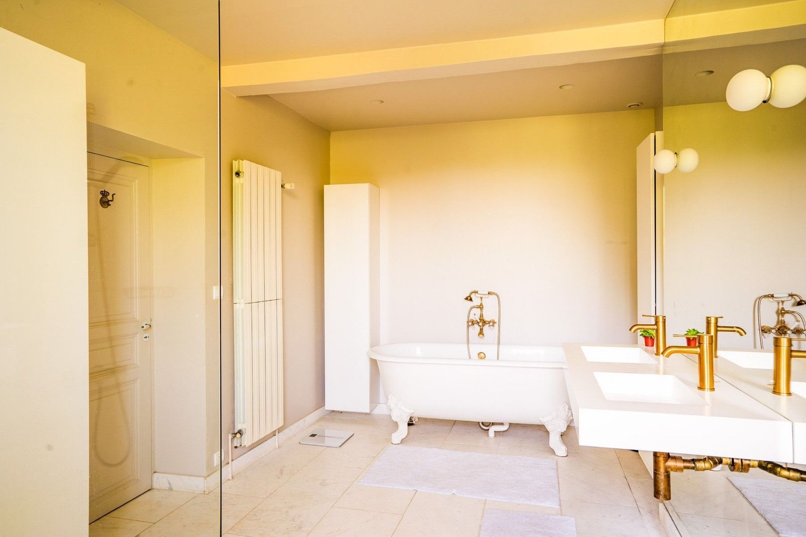 Best kept secret estate, Condom foto-12