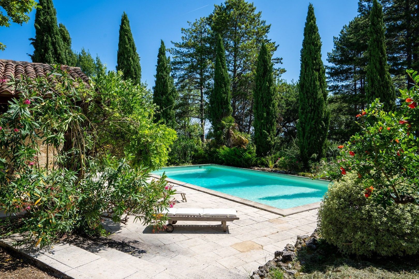 Best kept secret estate, Condom foto-48