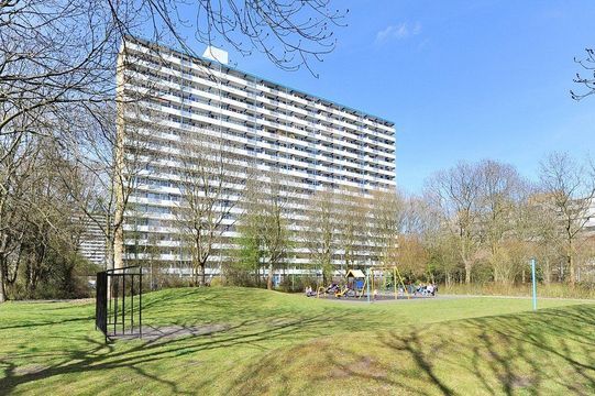 Apartment w/ access balcony Menno ter Braaklaan 259, Delft
