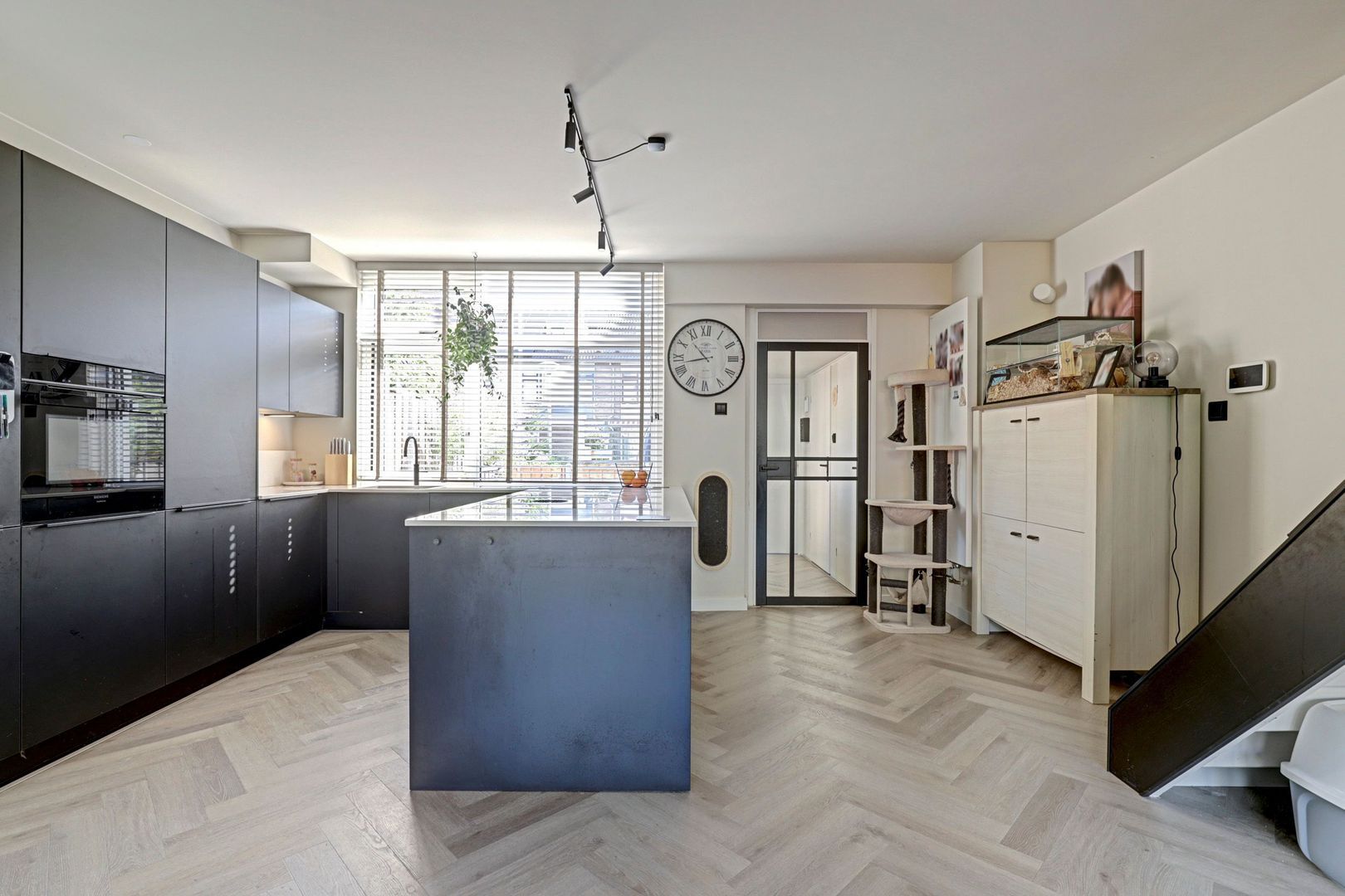 Eisenhowerlaan 33, Delft foto-2