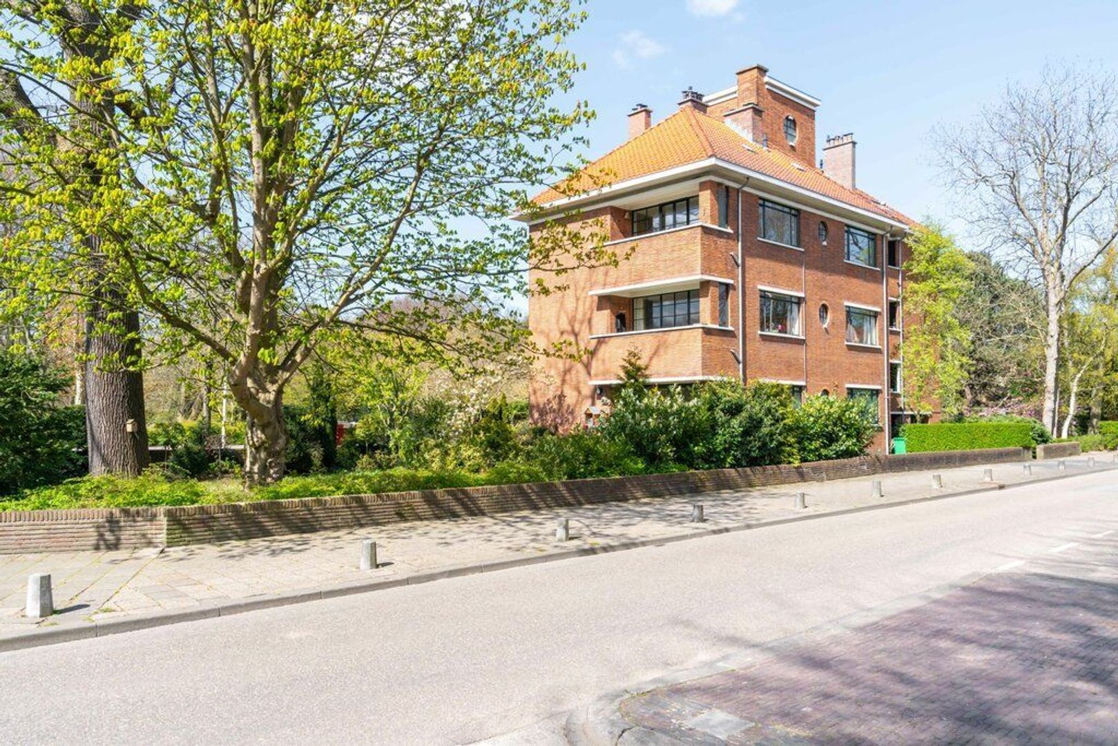 Van Hogenhoucklaan 46