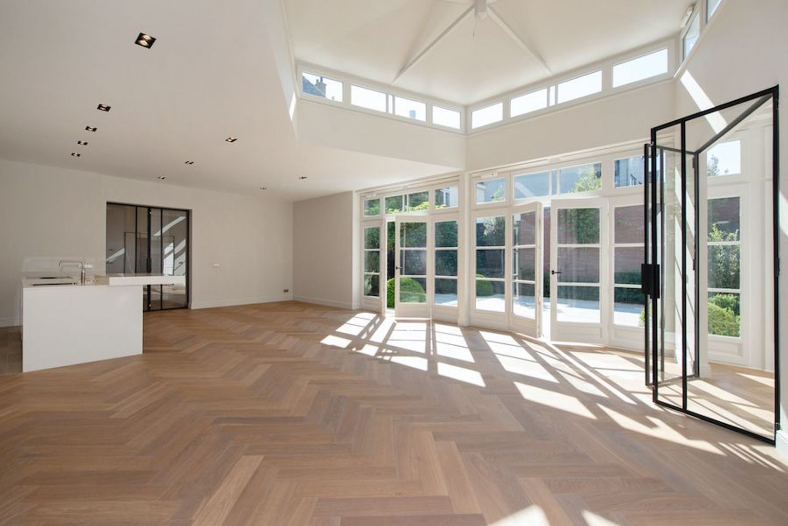 Nieuwe Schoolstraat 83 J.