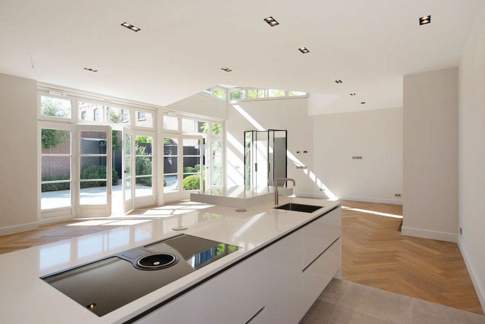 Nieuwe Schoolstraat 83 J.