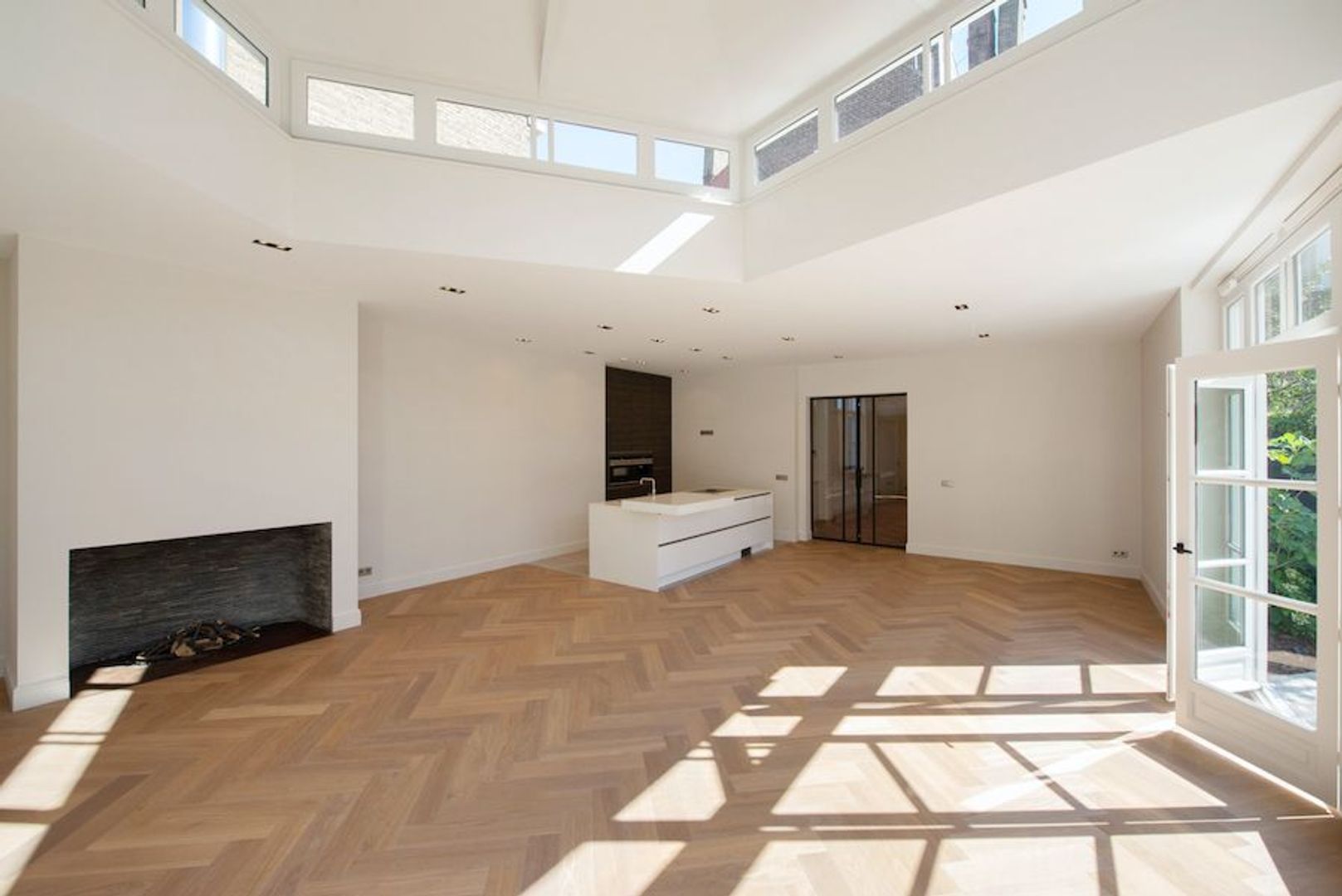 Nieuwe Schoolstraat 83 J.