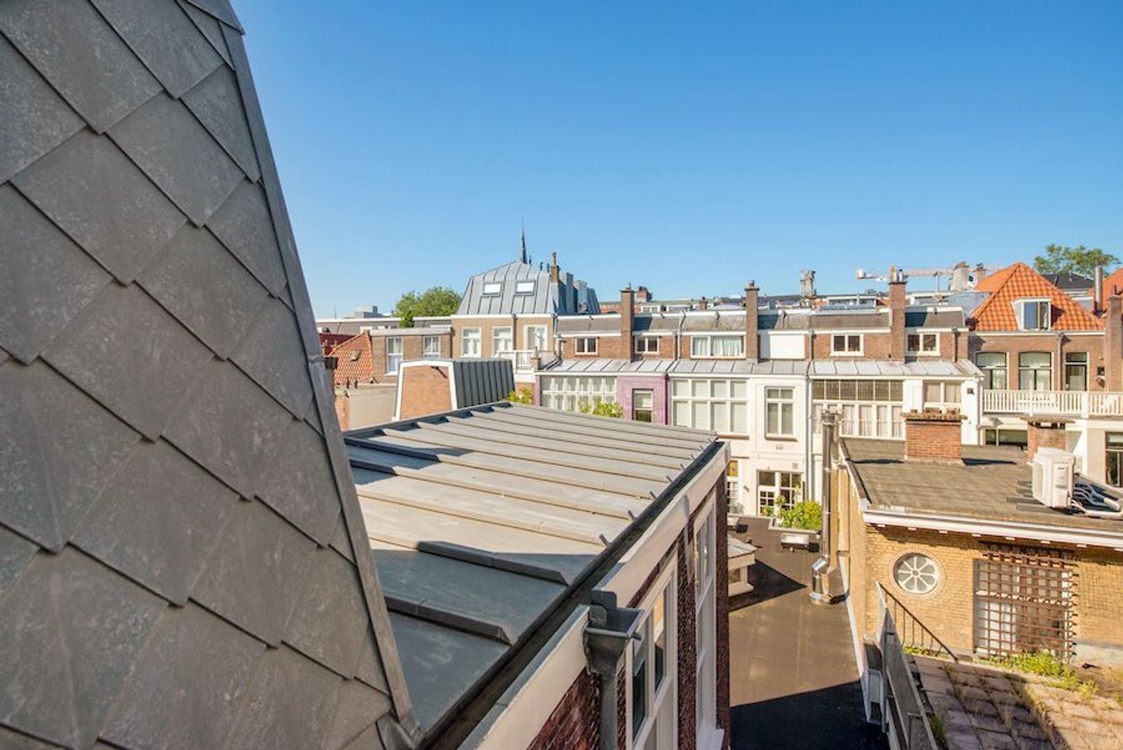 Nieuwe Schoolstraat 83 J.