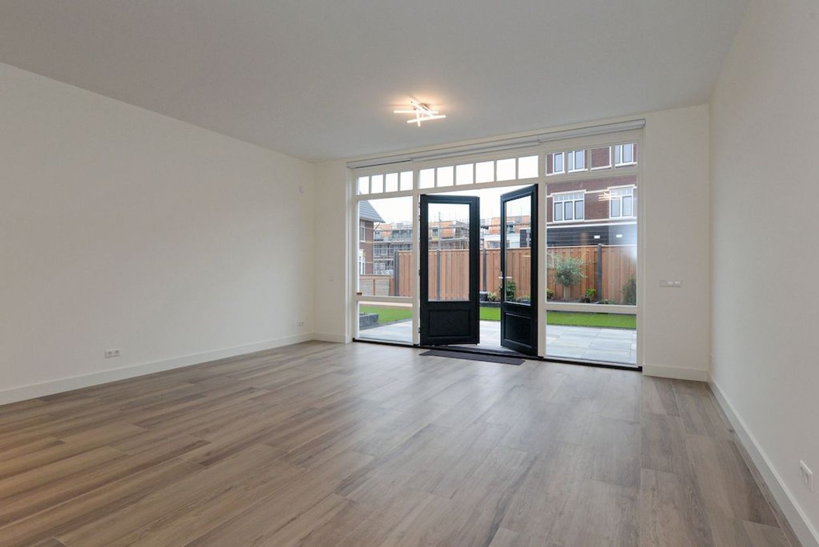 Octavio Pazlaan 15 .