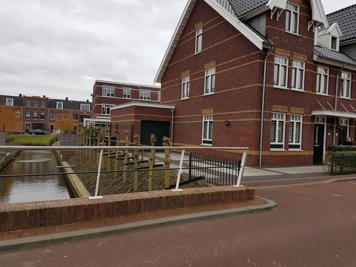 Octavio Pazlaan 15 .