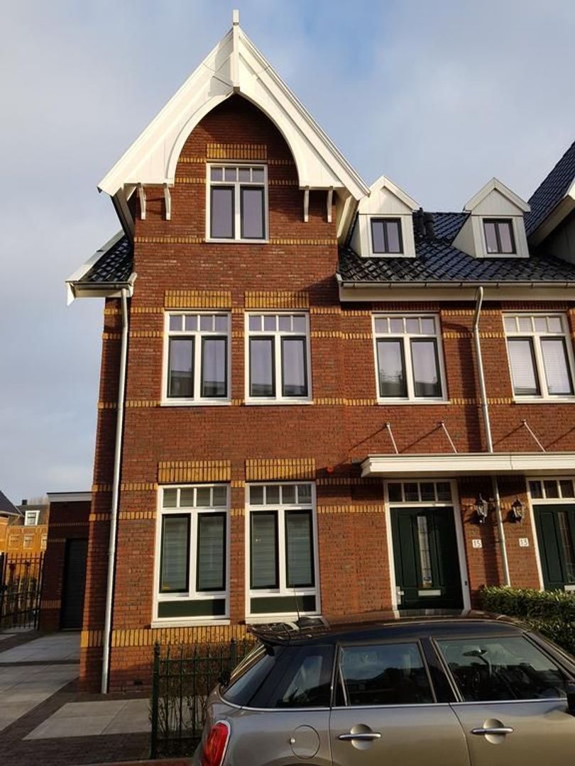 Octavio Pazlaan 15 .