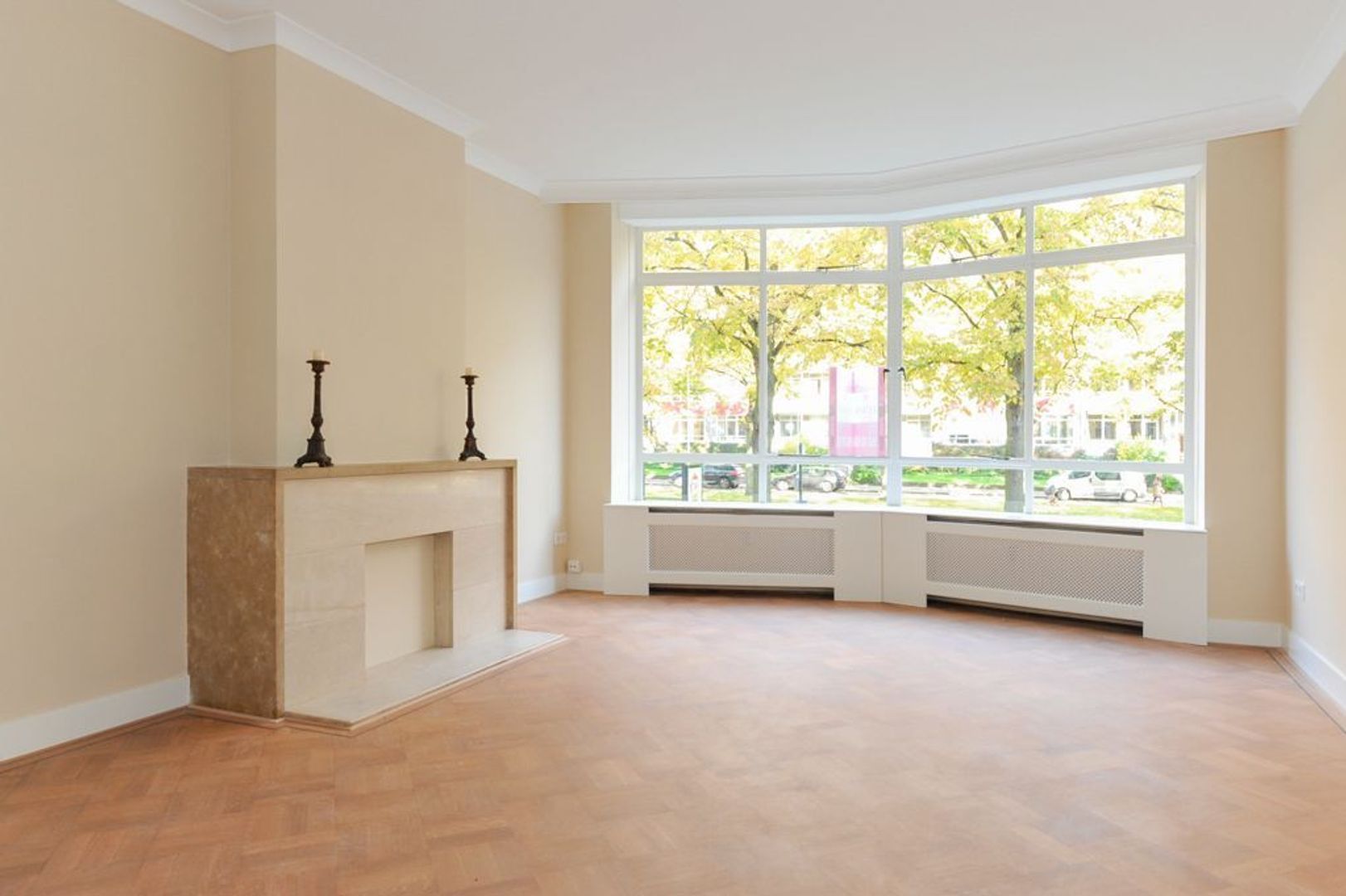 Laan van Clingendael 38 .