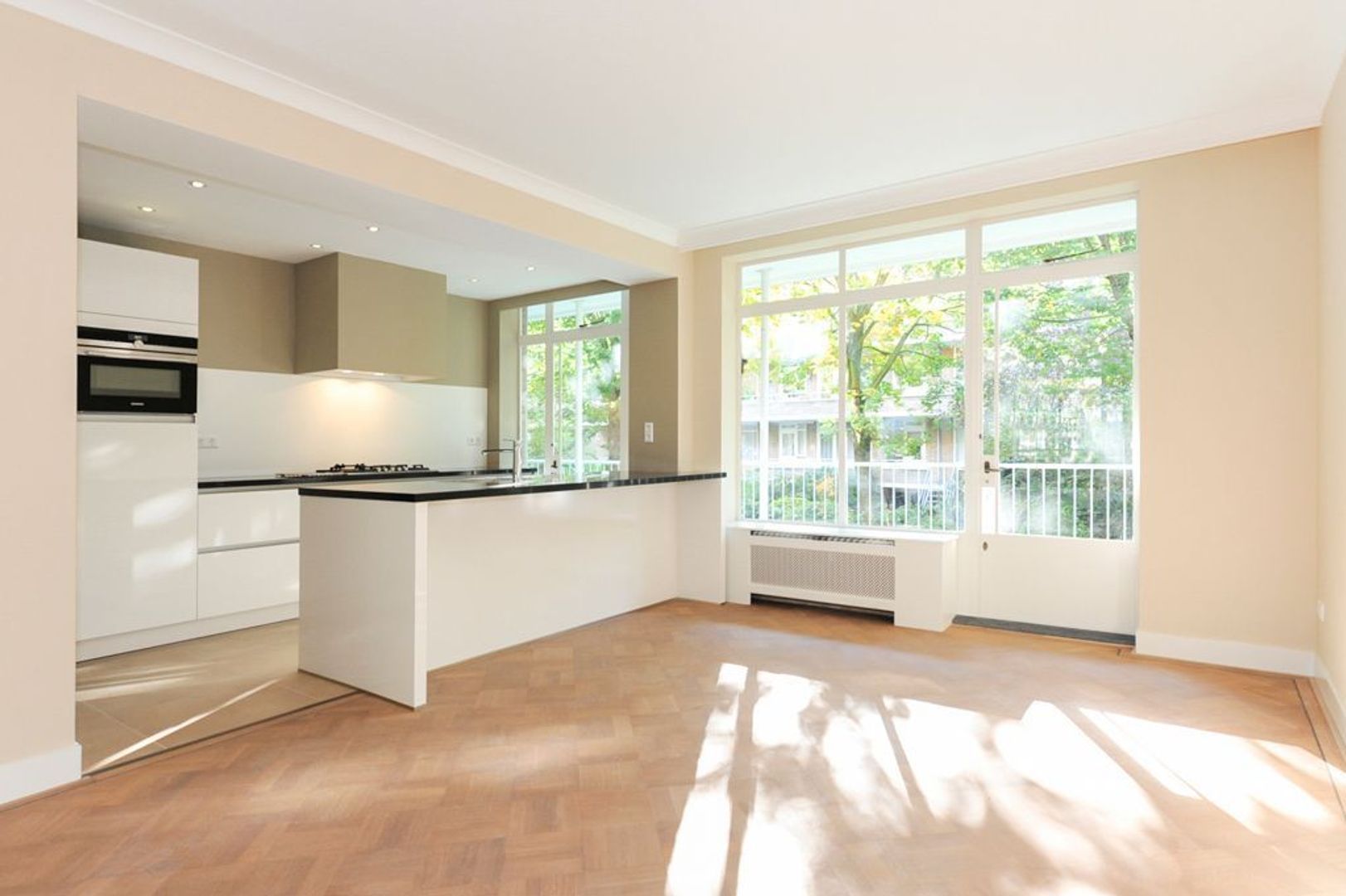 Laan van Clingendael 38 .