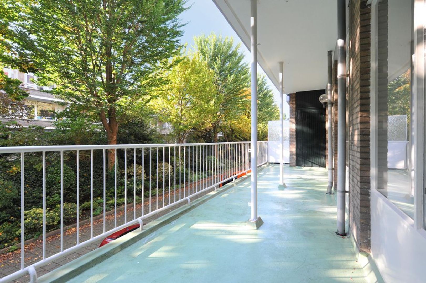 Laan van Clingendael 38 .