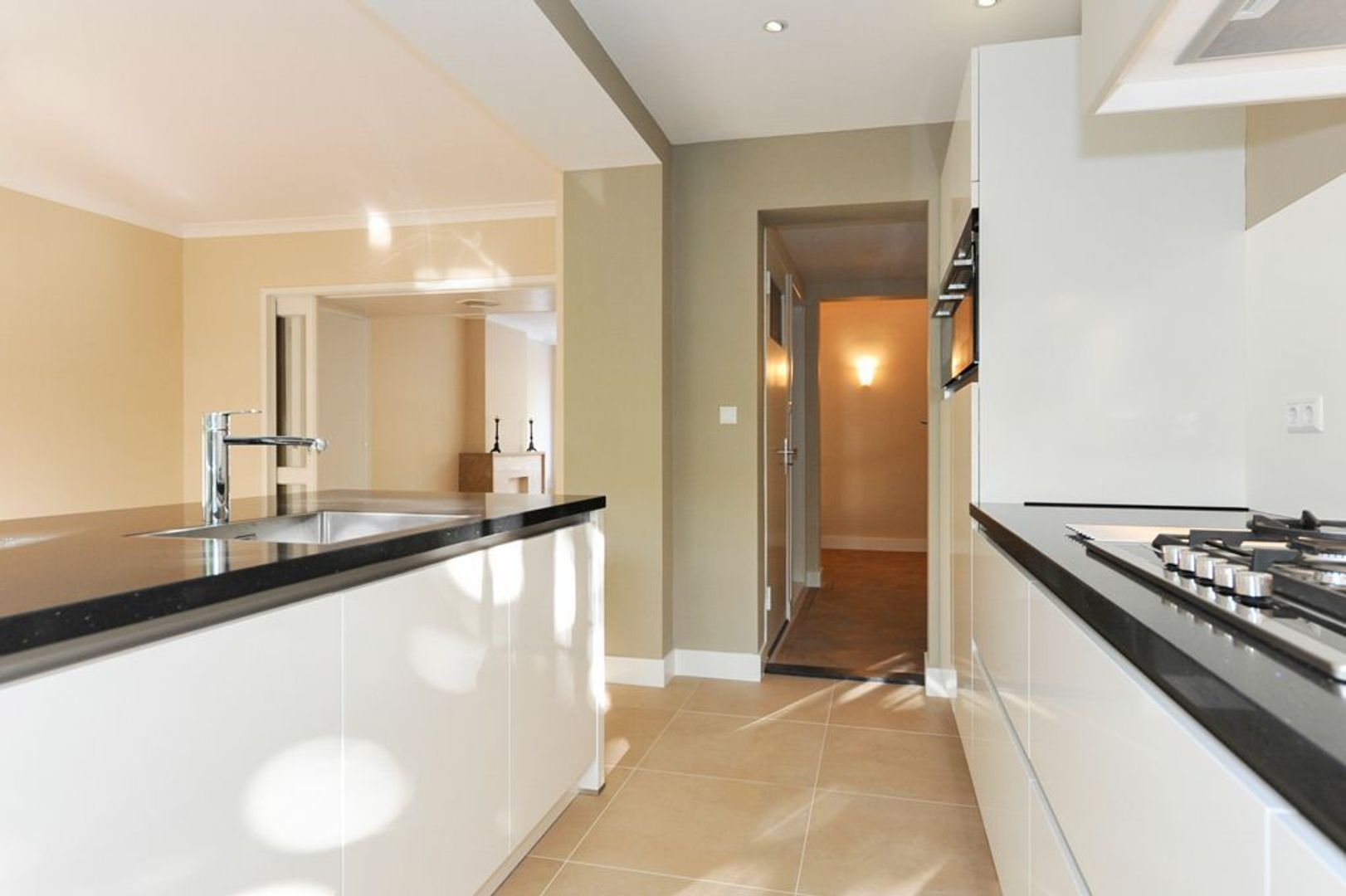 Laan van Clingendael 38 .