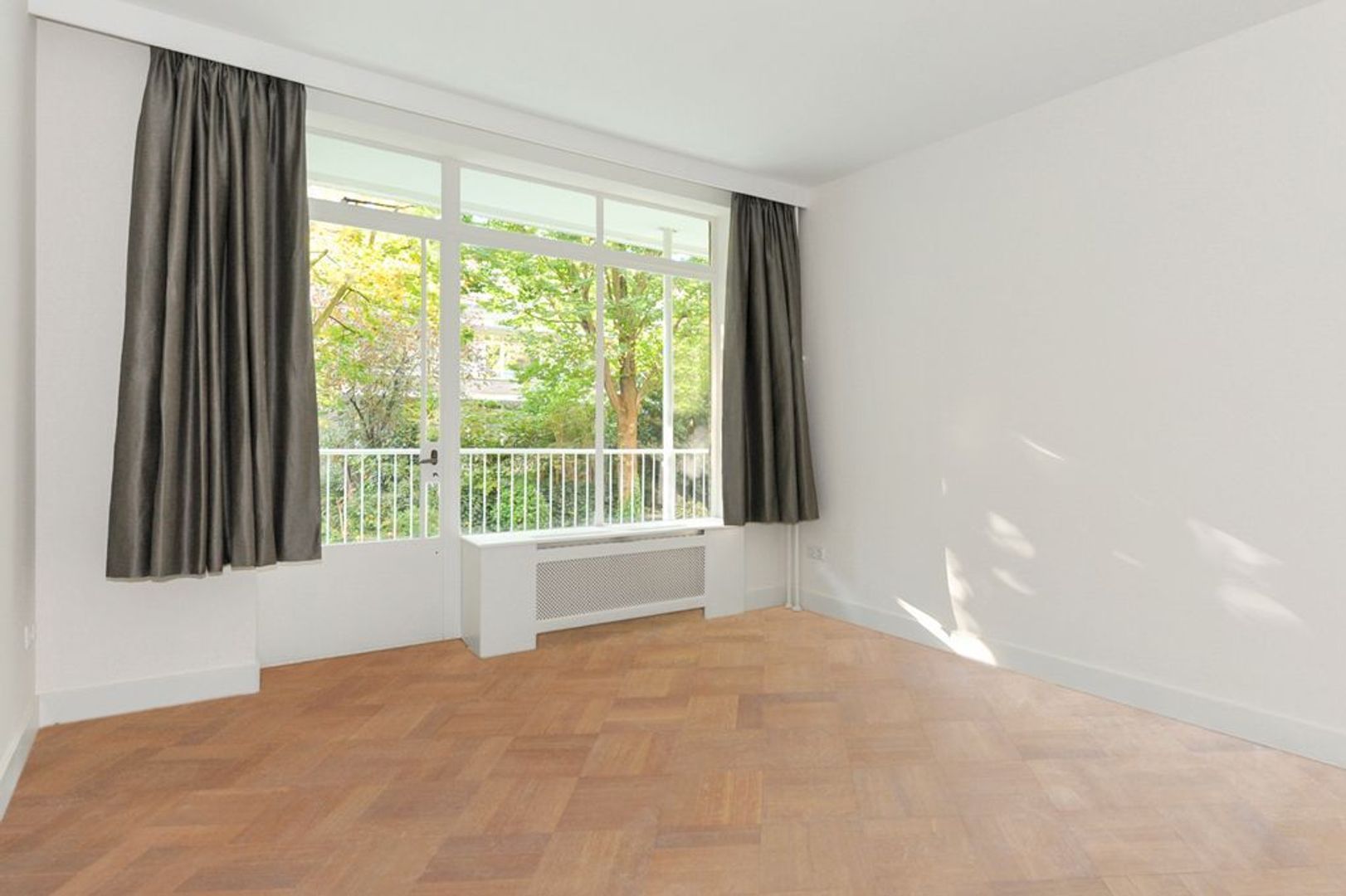 Laan van Clingendael 38 .