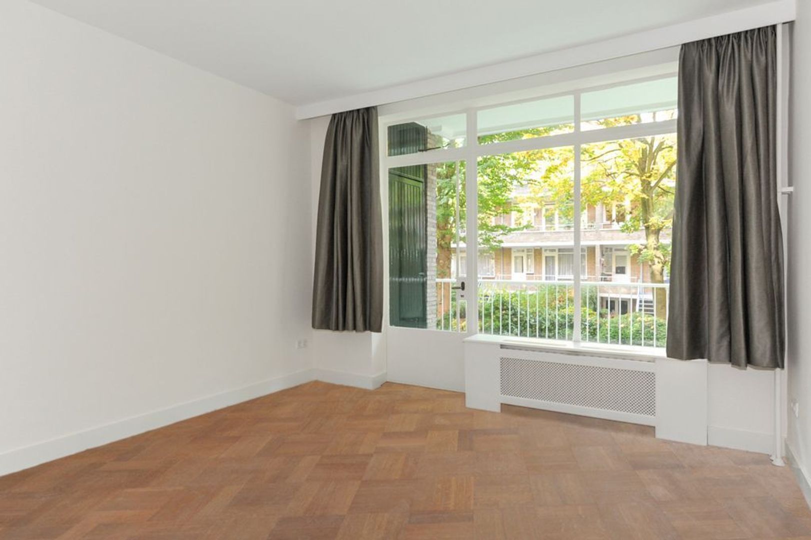 Laan van Clingendael 38 .