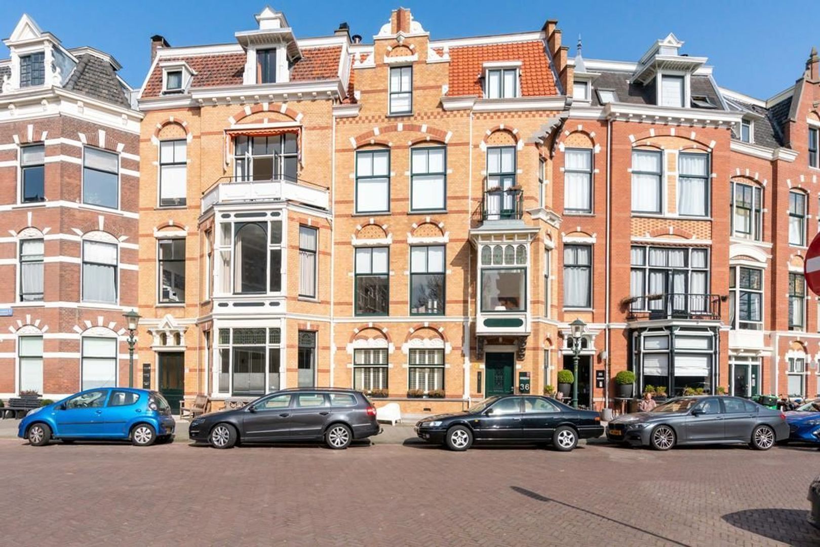 Sweelinckplein 36 .