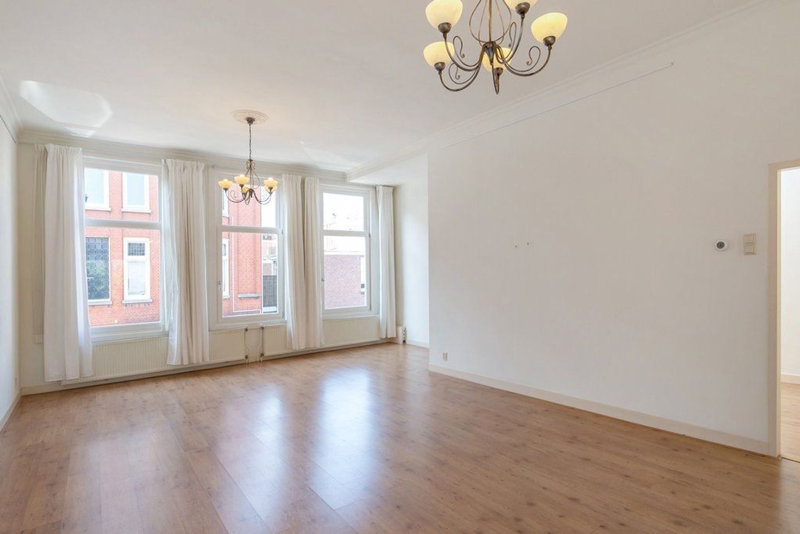 Van Beverningkstraat 250 .