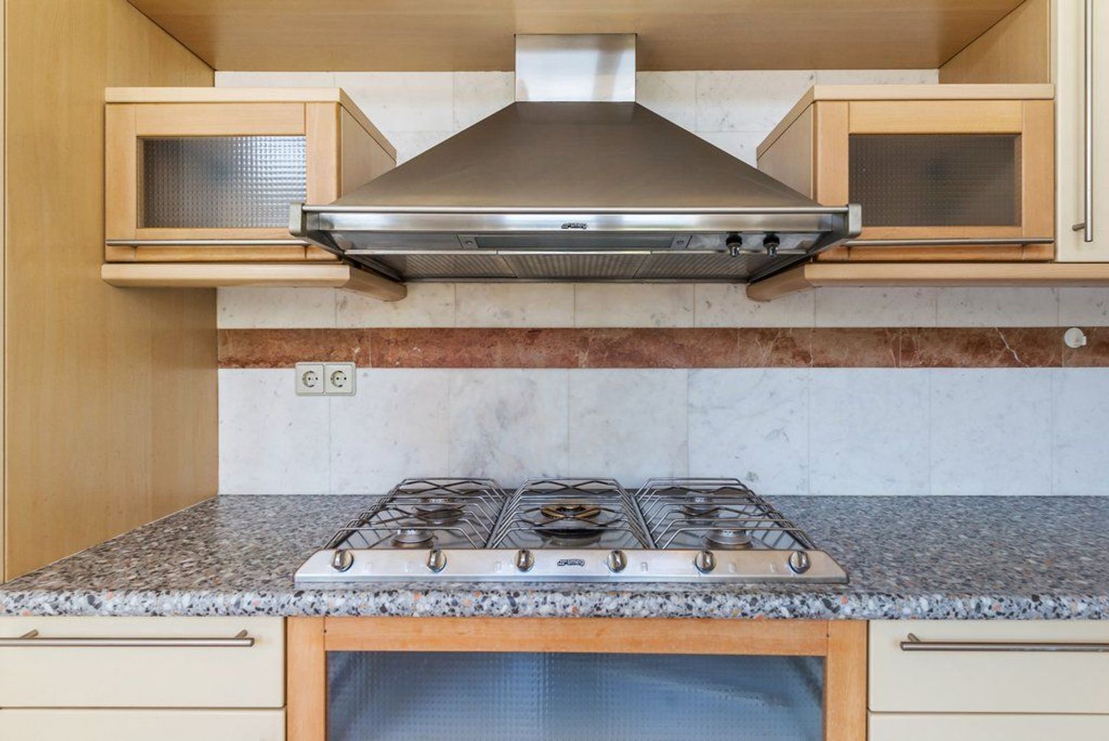 Van Beverningkstraat 250 .