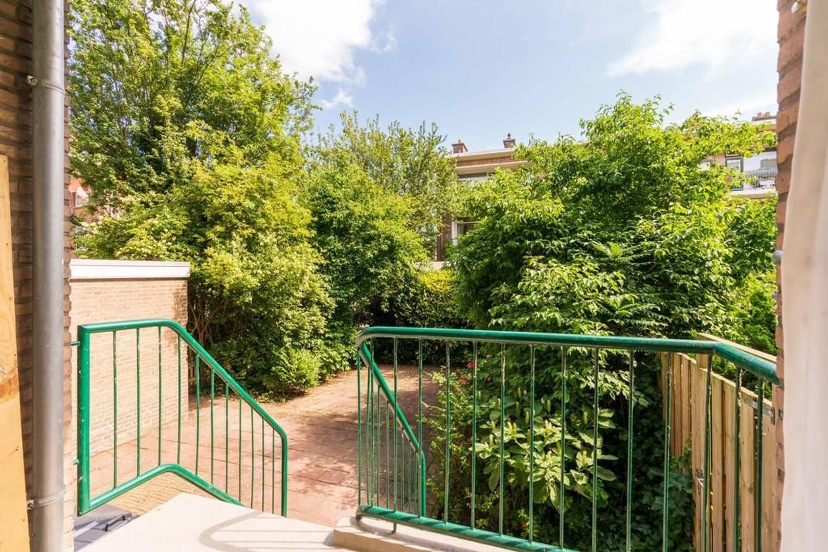 Adama van Scheltemastraat 2