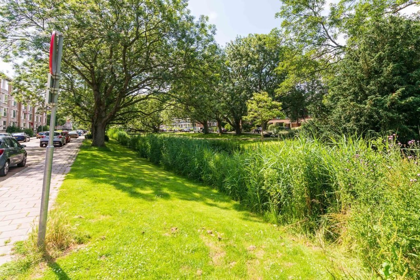 Adama van Scheltemastraat 2