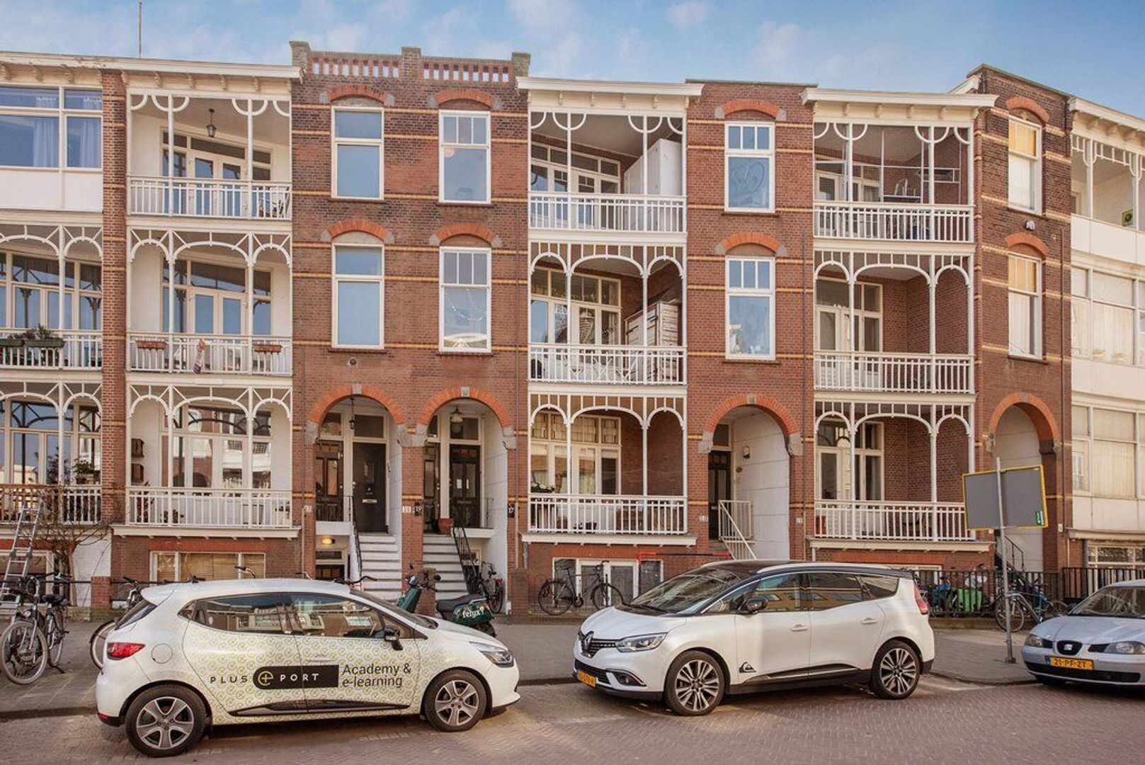 Rotterdamsestraat 19 .