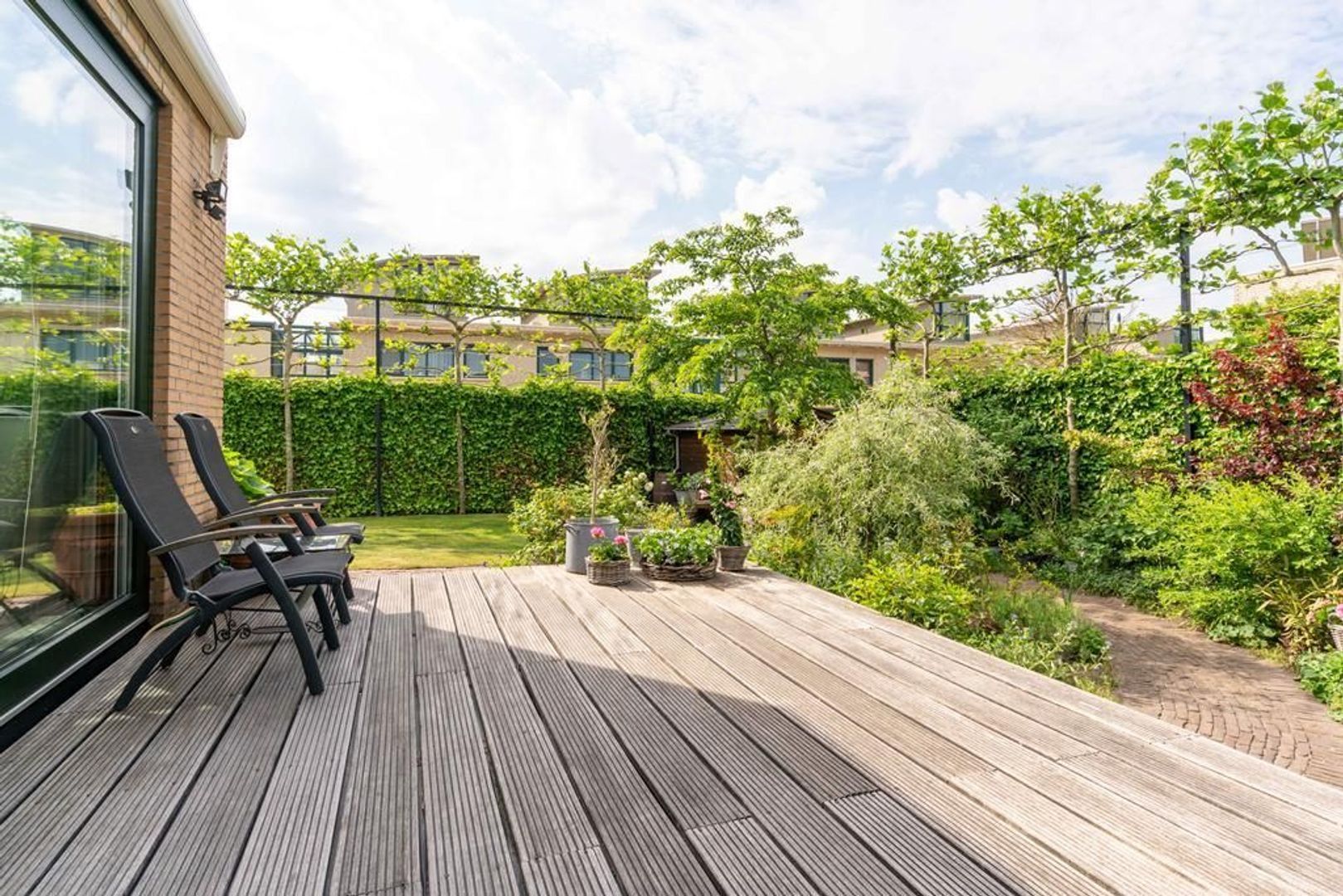 Hoek van Hollandlaan 1