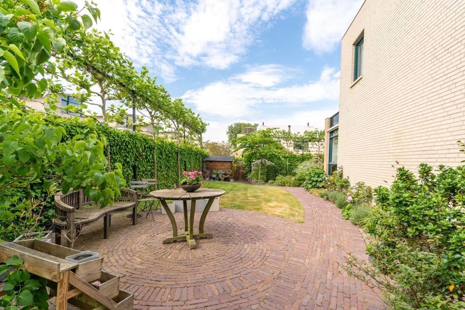 Hoek van Hollandlaan 1