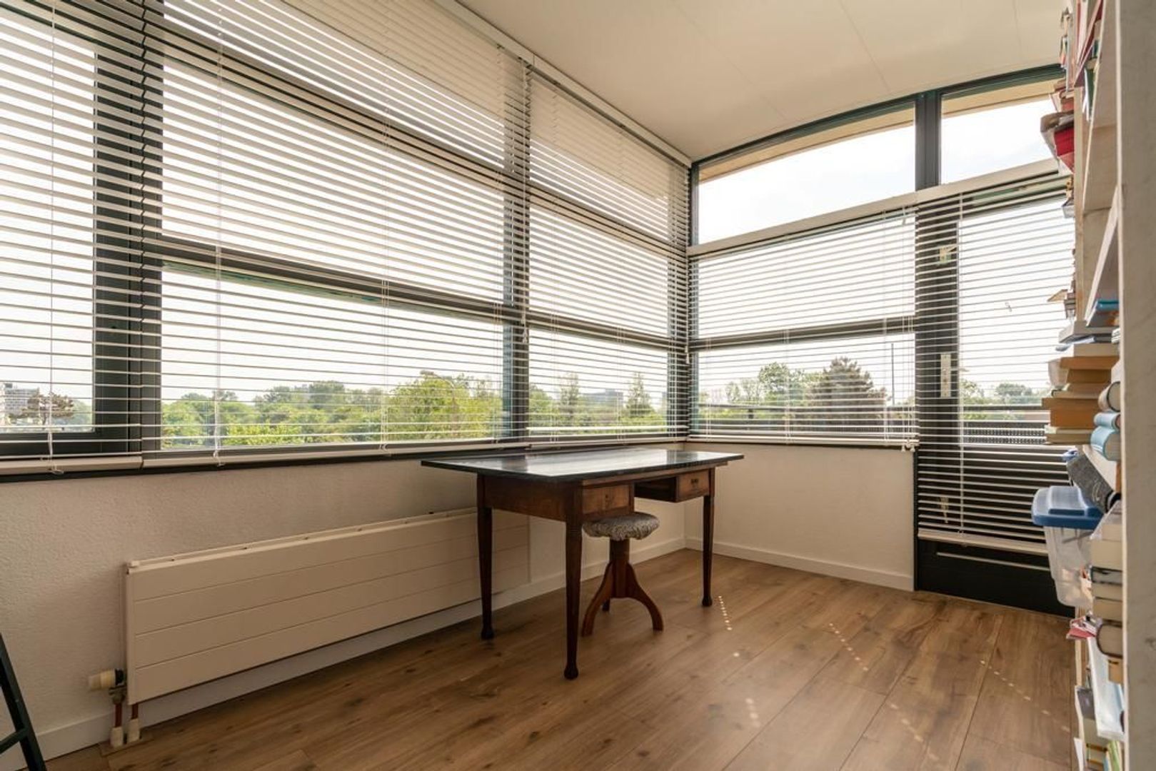 Hoek van Hollandlaan 1