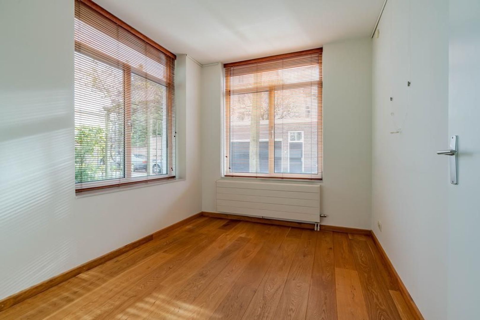 Burgemeester Marijnenlaan 94 .