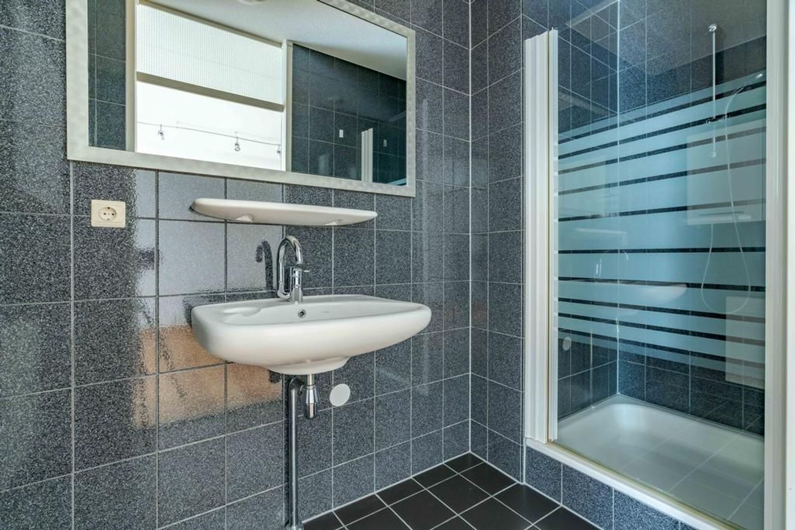 Burgemeester Marijnenlaan 94 .