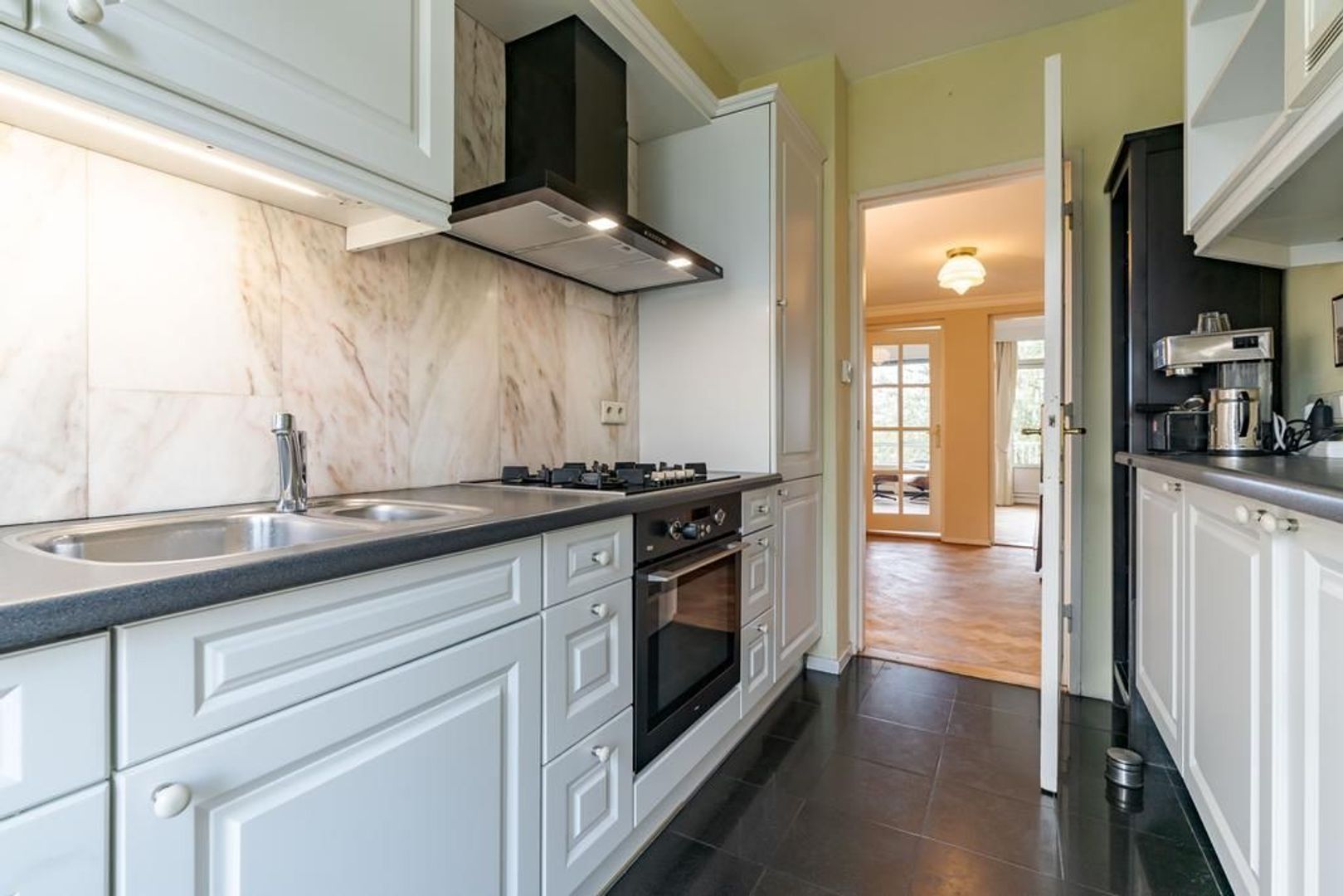 Van Alkemadelaan 1082