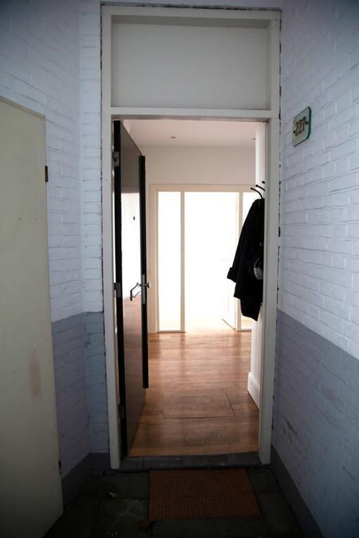 Kamperfoeliestraat 227 .