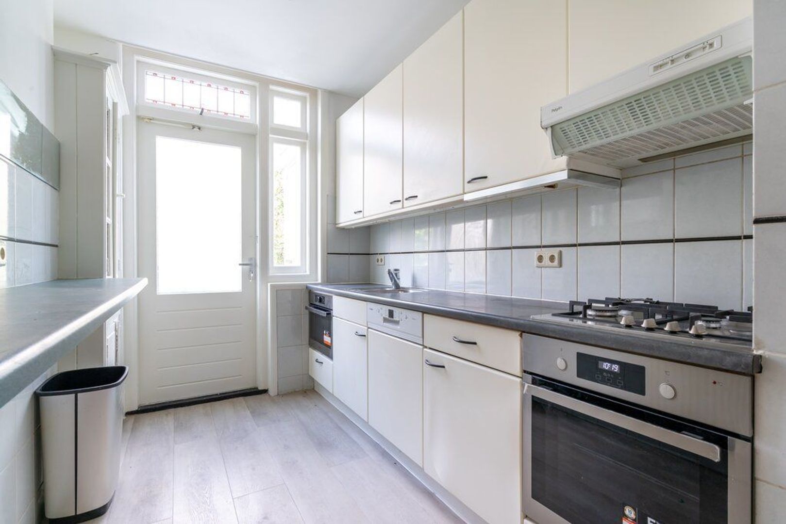 Van der Aastraat 92 .