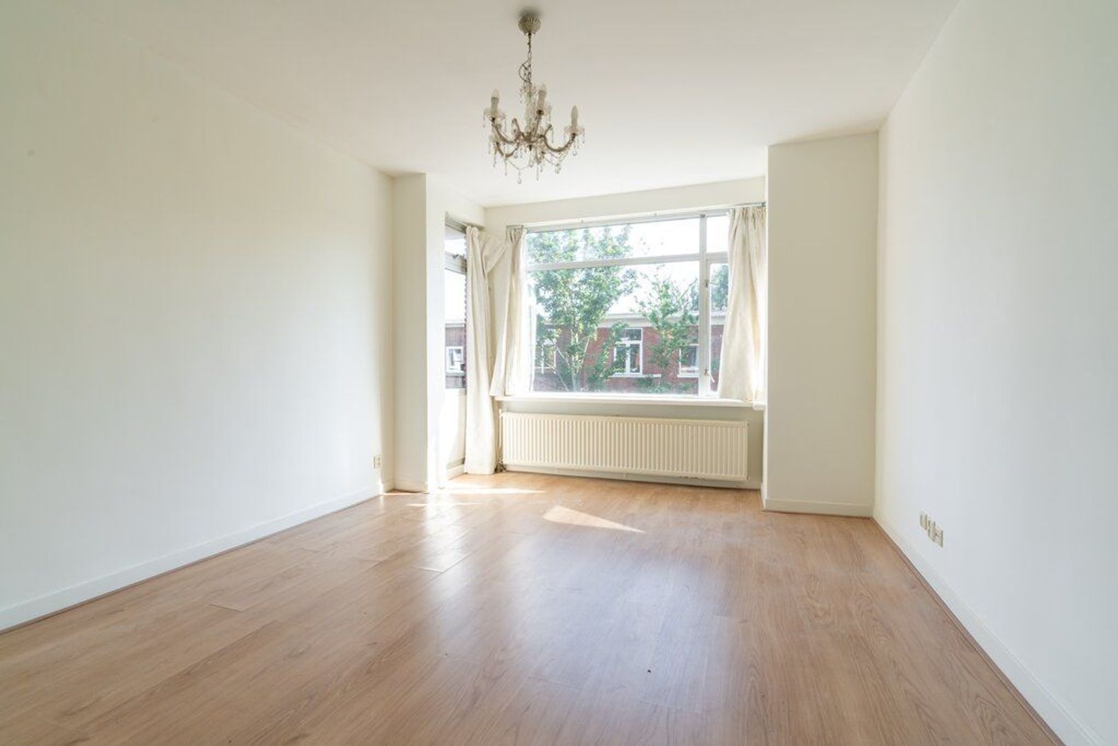 Van der Aastraat 92 .