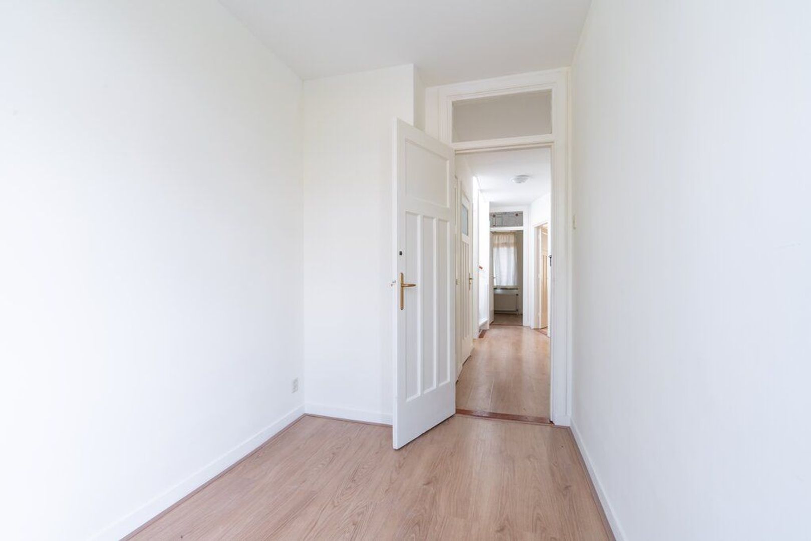 Van der Aastraat 92 .