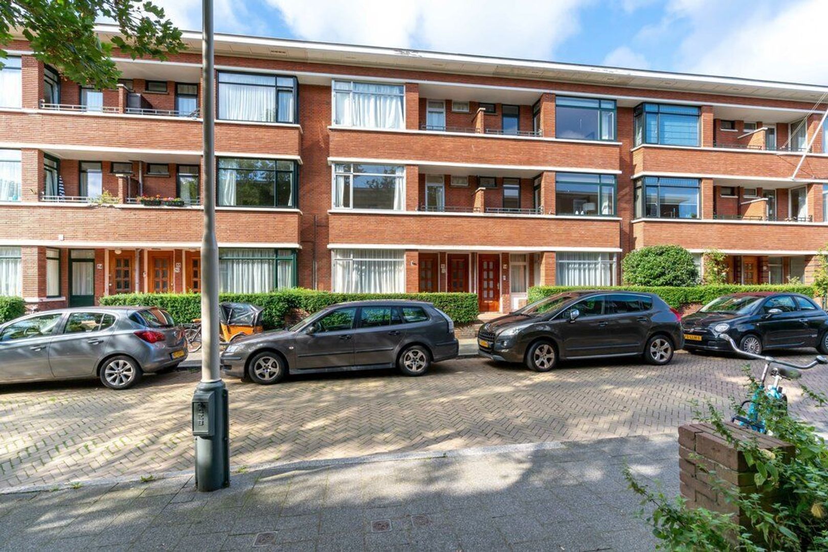 Van der Aastraat 92 .