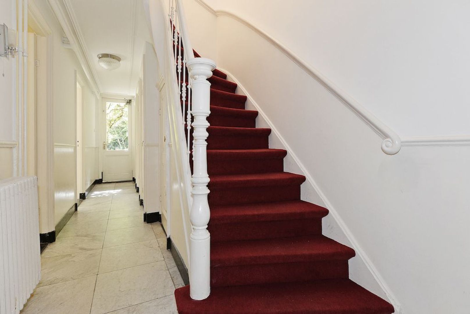 Laan Copes van Cattenburch 143 .