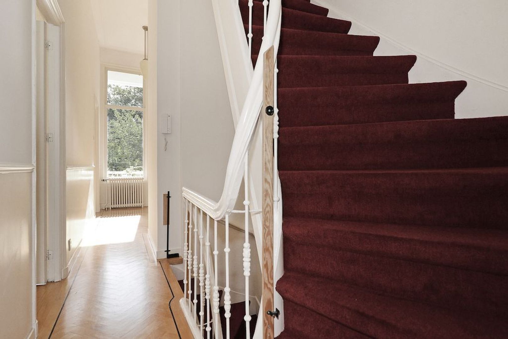 Laan Copes van Cattenburch 143 .