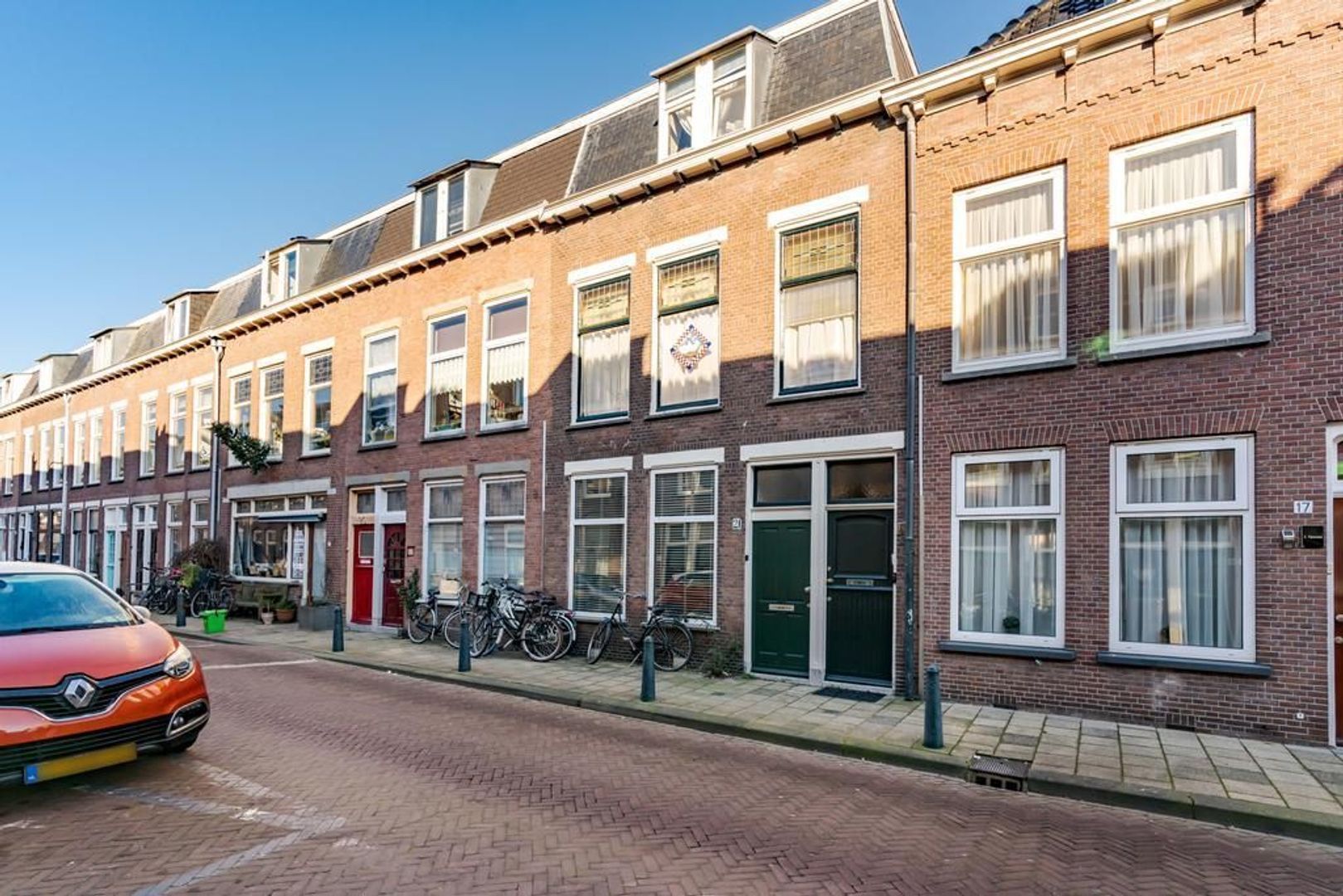 Van Egmondstraat 21 .